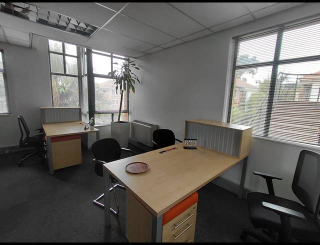 25.20M² OFFICE TO LET IN FOURWAYS